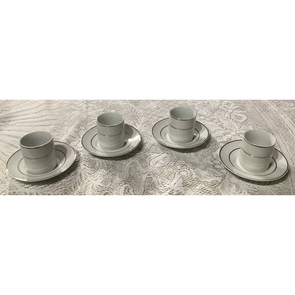 Set Of 4 I. Godinger And Co. White With Gold Trim Demitasse Cups And Saucers - Picture 4 of 9